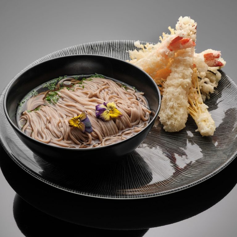 Tempura udon: una ricca zuppa giapponese dal gusto davvero ottimo